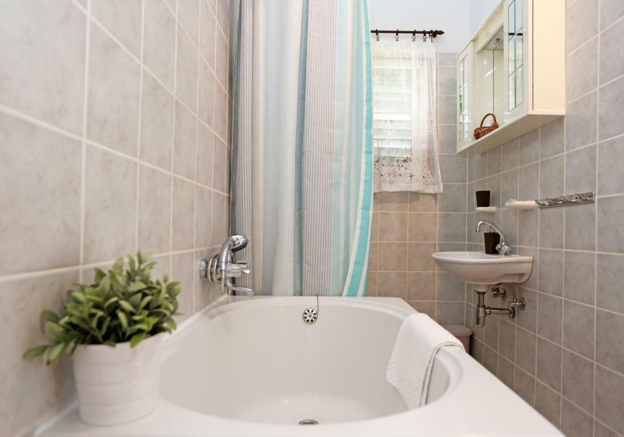 Apartments Tona Žaborić Extérieur photo