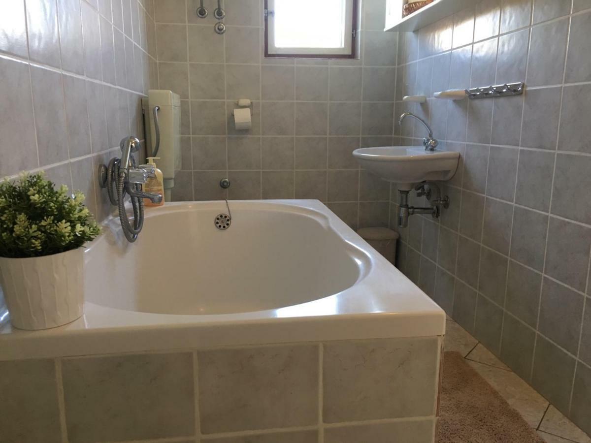 Apartments Tona Žaborić Extérieur photo